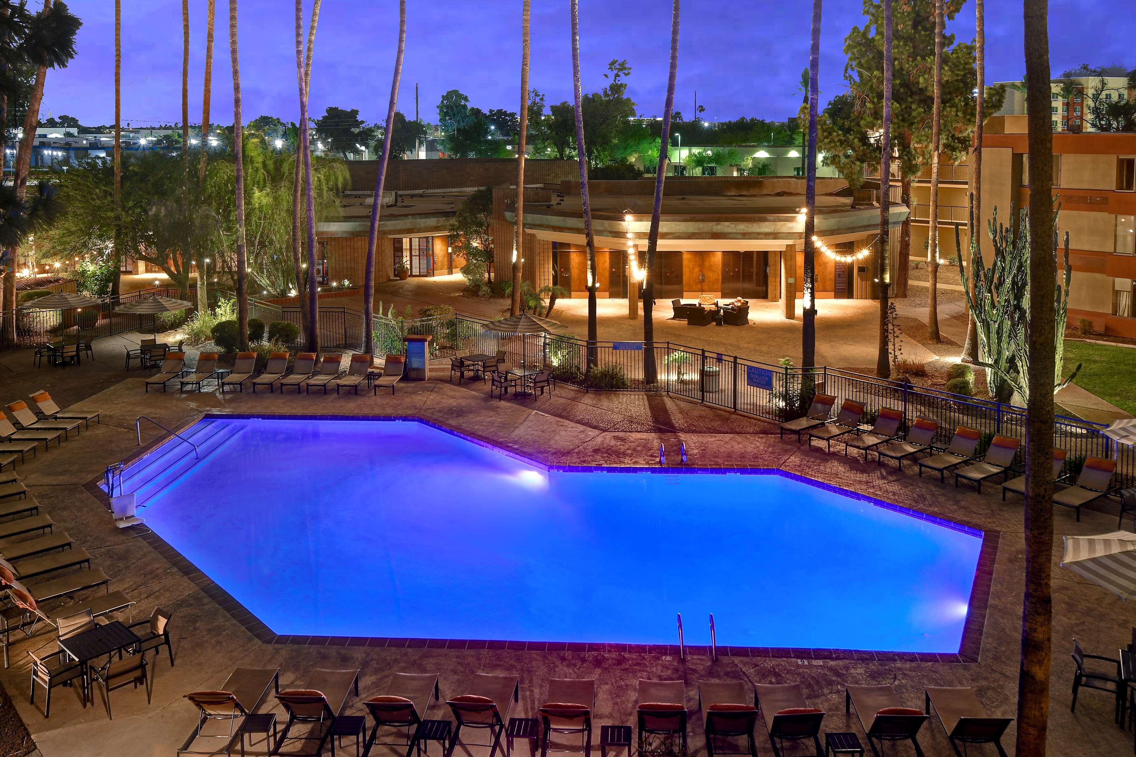 Doubletree By Hilton Phoenix- Tempe Exteriér fotografie