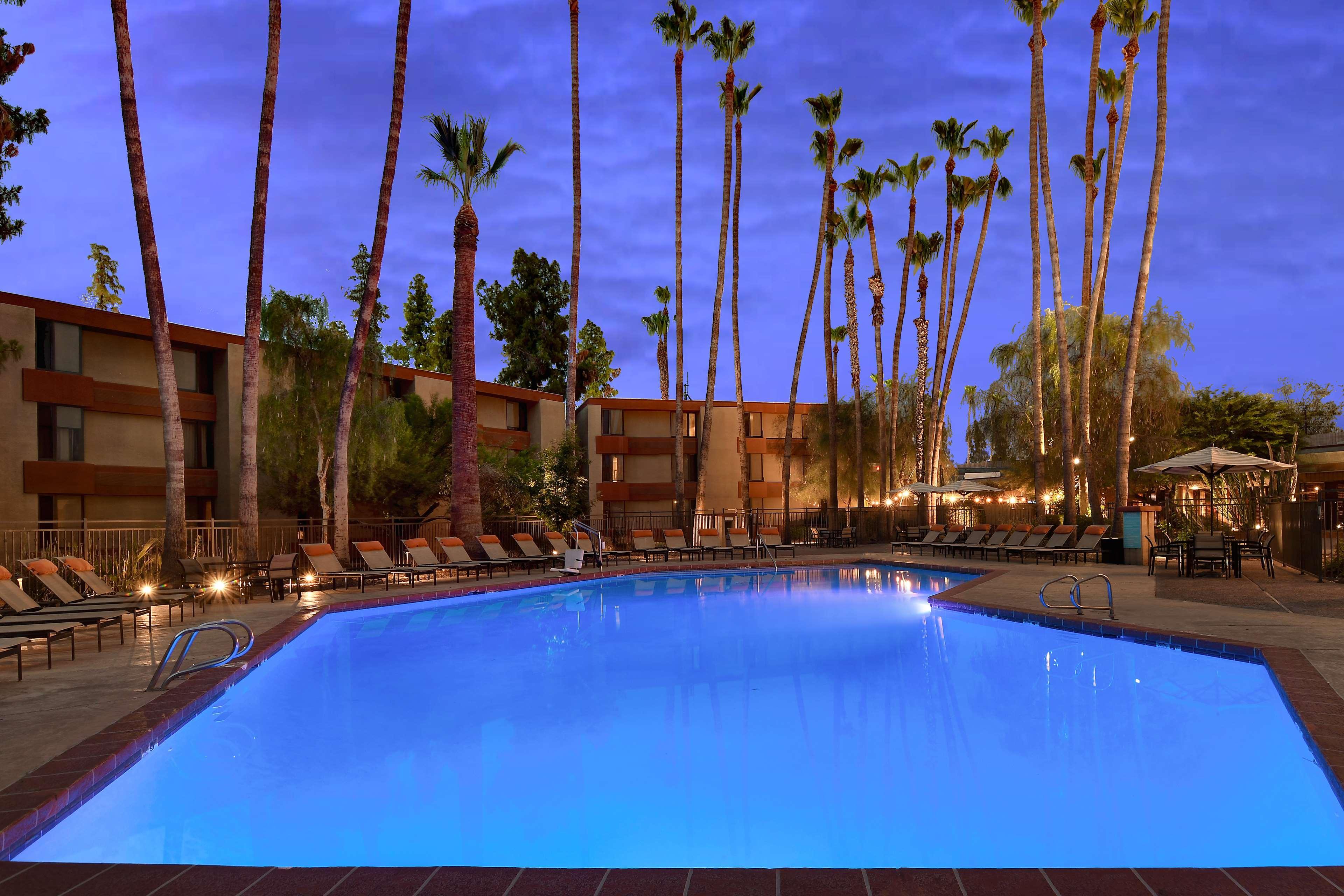 Doubletree By Hilton Phoenix- Tempe Exteriér fotografie