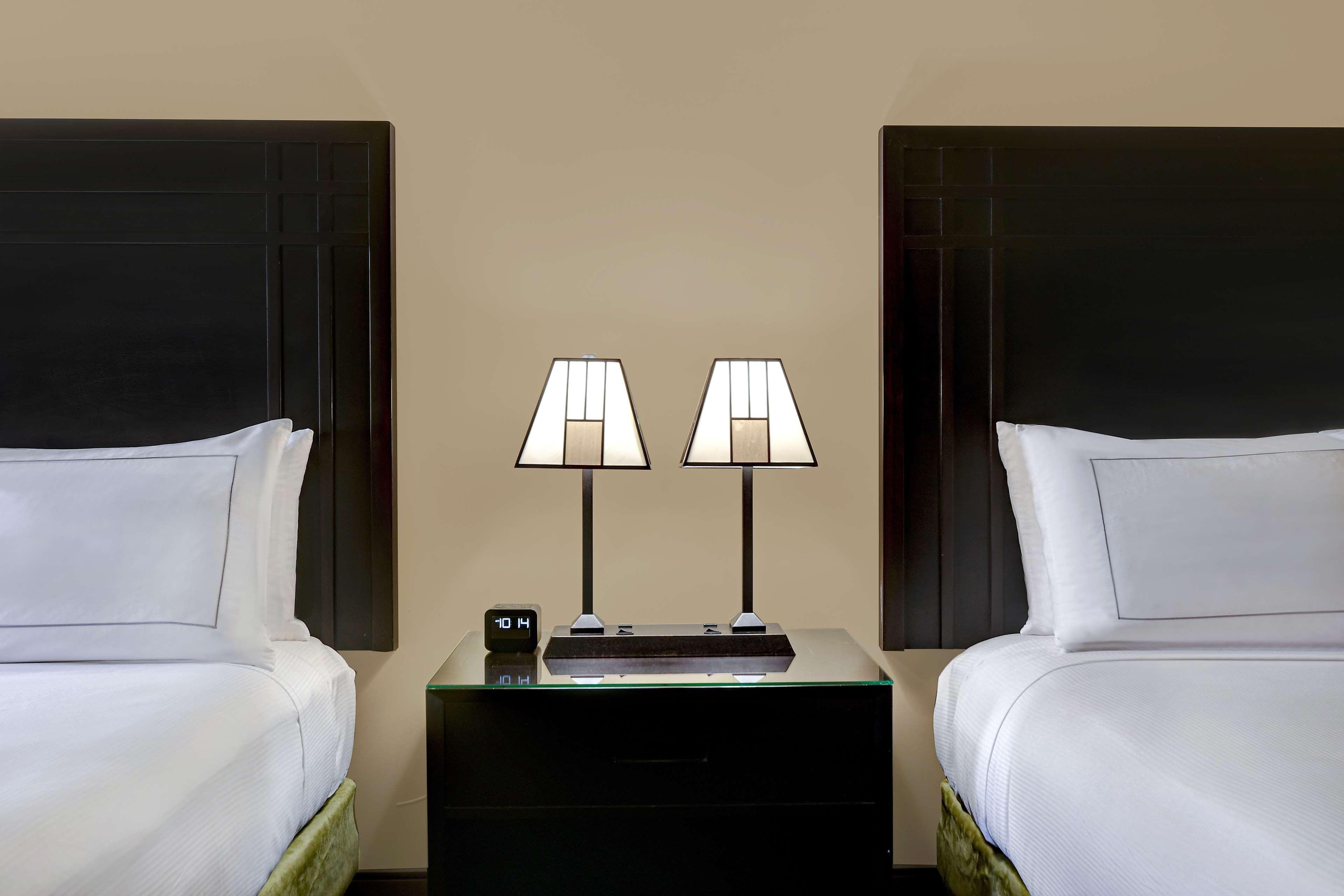Doubletree By Hilton Phoenix- Tempe Exteriér fotografie