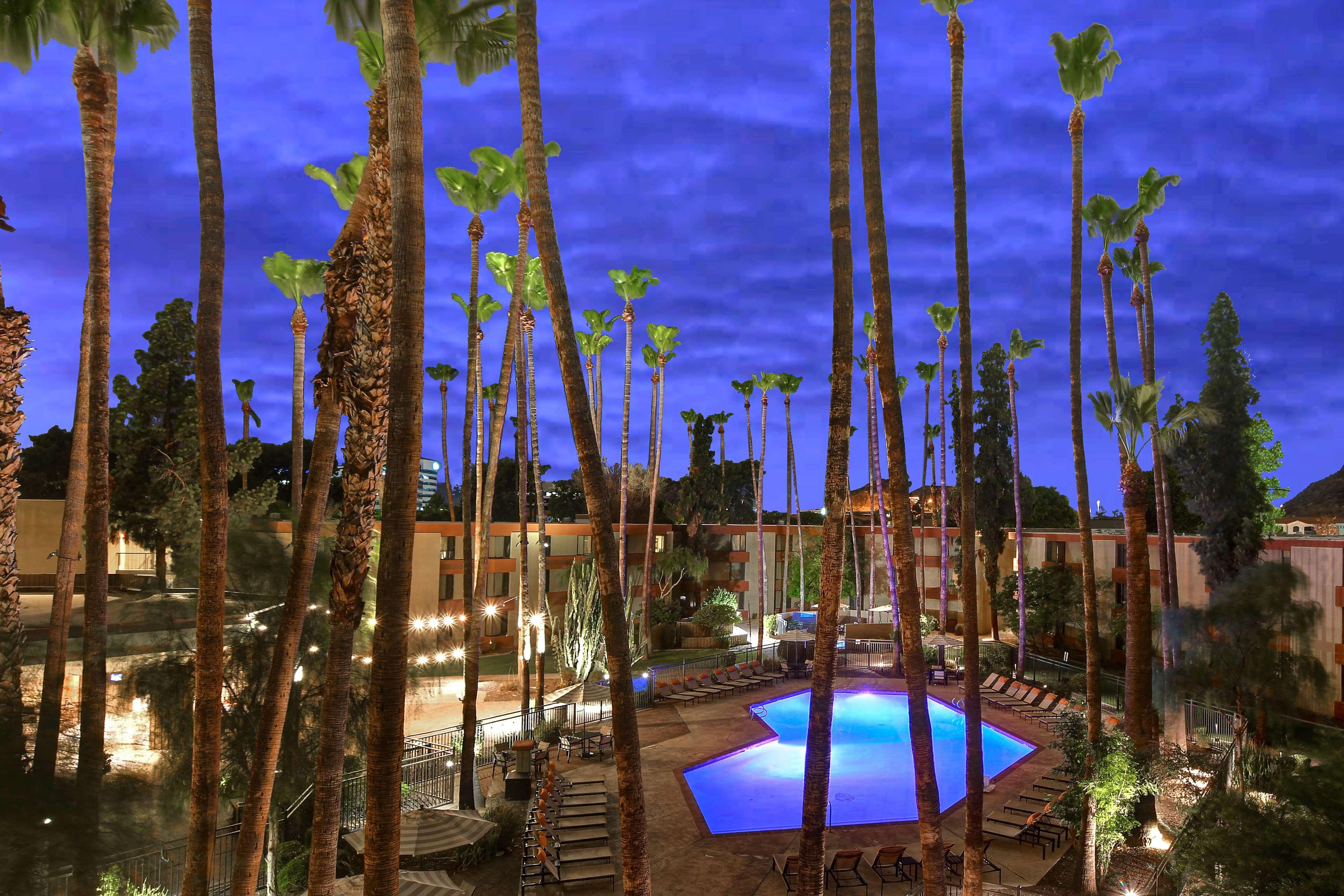 Doubletree By Hilton Phoenix- Tempe Exteriér fotografie