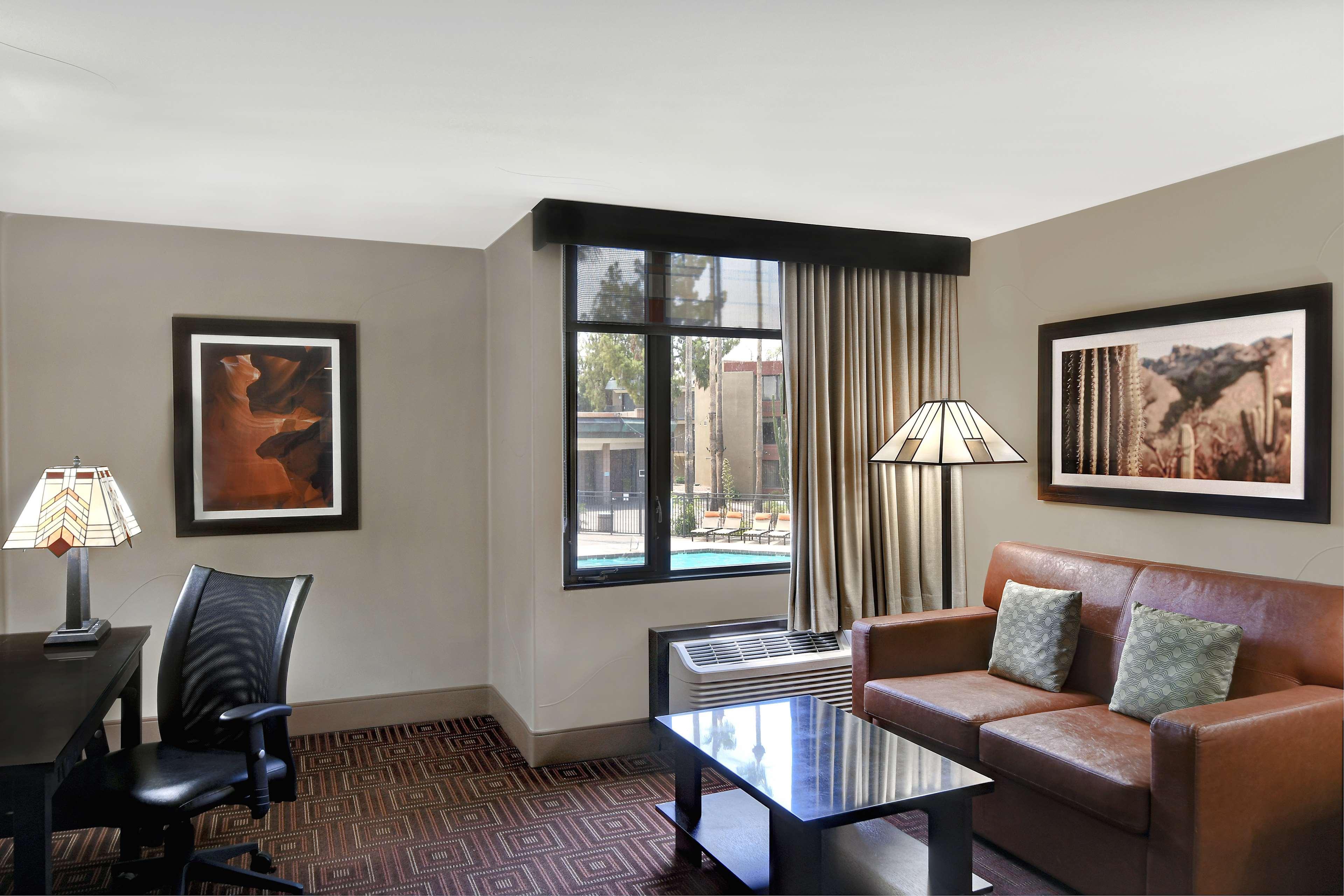 Doubletree By Hilton Phoenix- Tempe Exteriér fotografie
